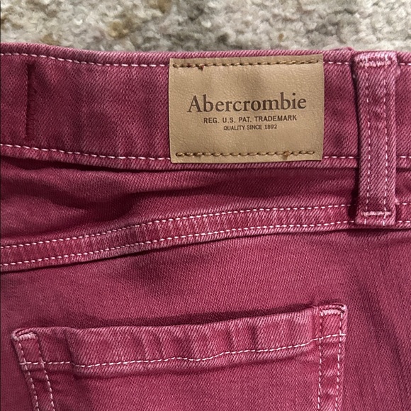 Abercrombie Kids High Rise Wide Leg Red Jeans - Picture 4 of 5